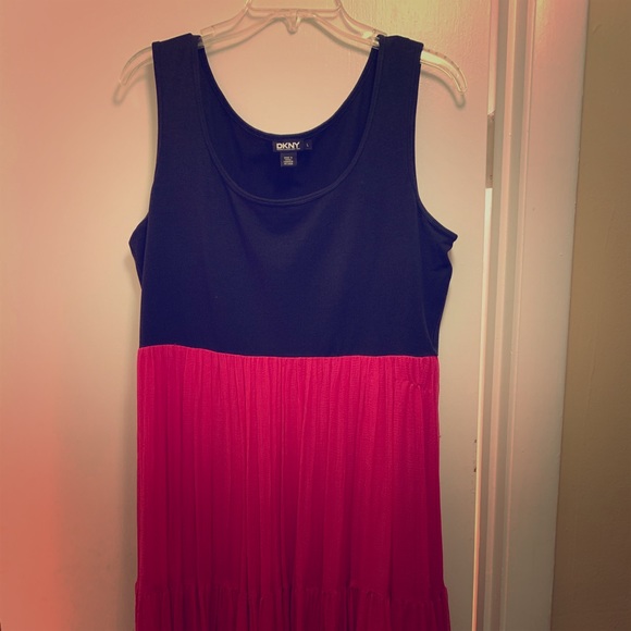 Dkny Dresses & Skirts - DKNY dress Dkny Dresses & Skirts - DKNY dress